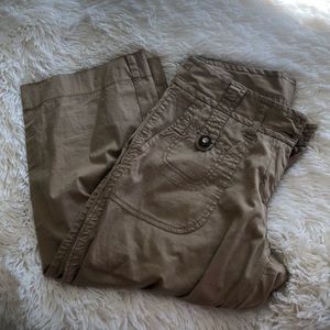 Calf length khakis!